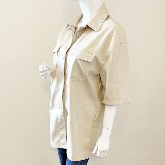 7 For All Mankind Cream Faux Leather Short Sleeve Oversized Shirt Jacket - Picture 7 of 7